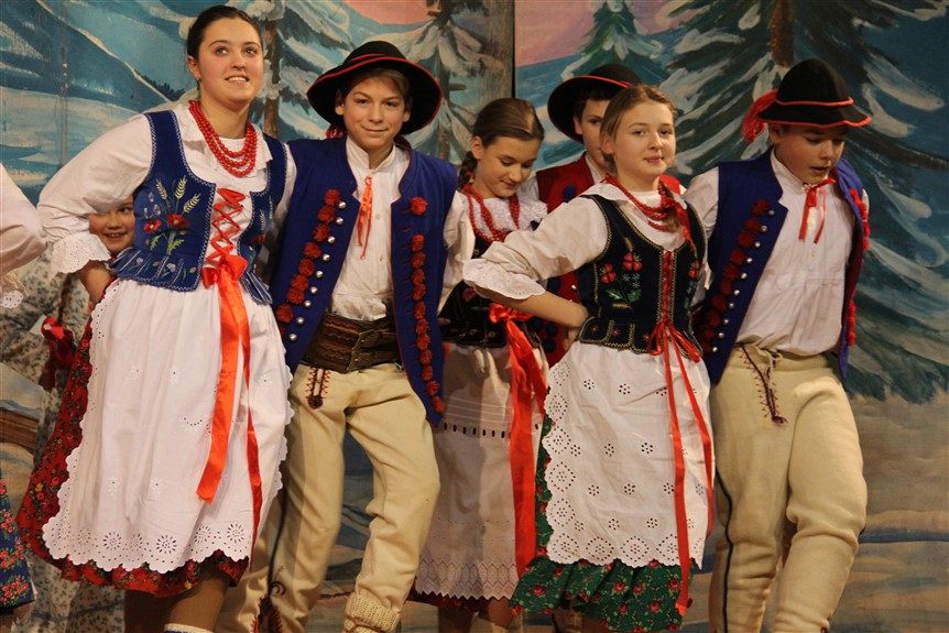 Grafika #0: Występ Regionalnego Zespółu Pieśni i Tańca PILSKO z Żywca w Gminnym Ośrodku Kultury i Sportu w Wicku