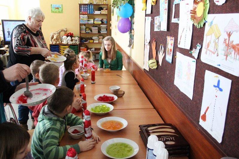 Grafika #0: Zabawa na świetlicy w Górce!