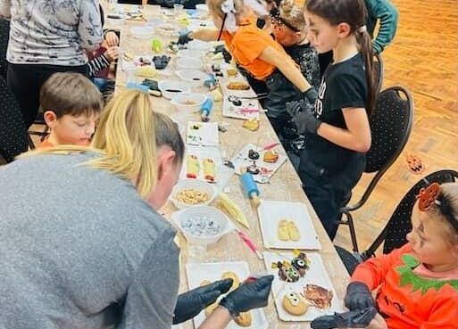 Grafika 8: Halloweenowe warsztaty cukiernicze