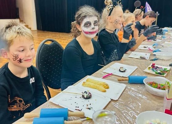 Grafika 12: Halloweenowe warsztaty cukiernicze