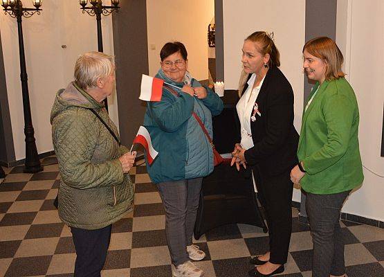 Grafika 2: Wieczornica Patriotyczna - galeria zdjęciowa
