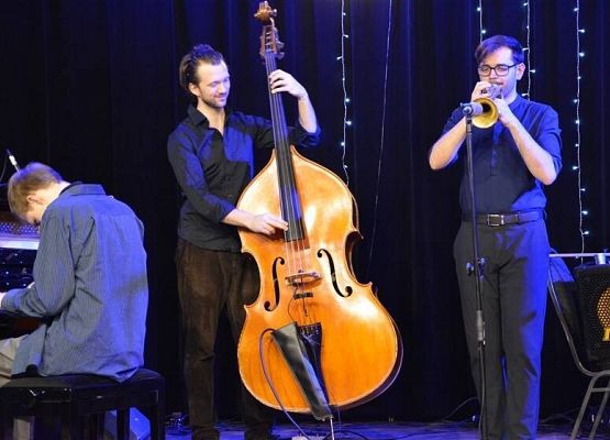 Grafika 7: Koncert zespołu PESH - relacja zdjęciowa