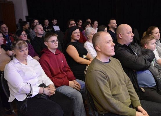 Grafika 9: Koncert zespołu PESH - relacja zdjęciowa