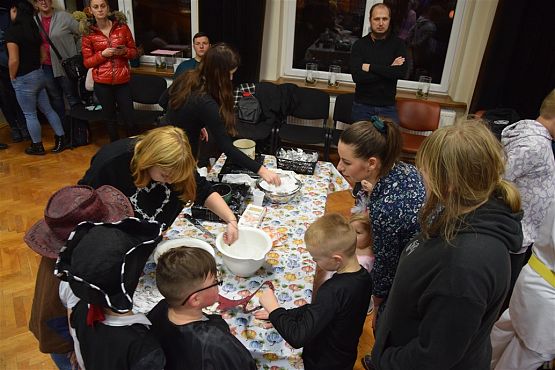 Grafika #28: Bal Andrzejkowy dla dzieci (25.11.2022r.) - galeria zdjęciowa