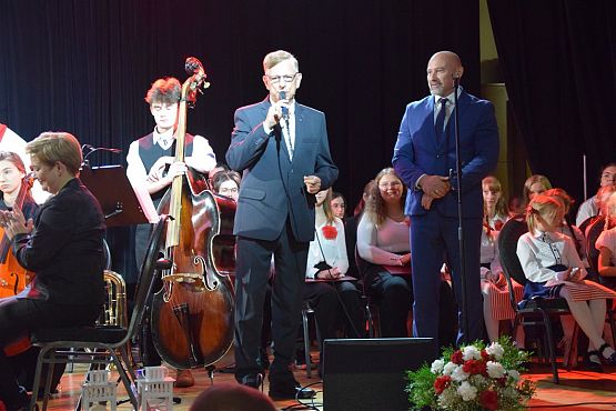 Grafika #22: Wieczornica Patriotyczna (13.11.2022r.) - galeria zdjęciowa