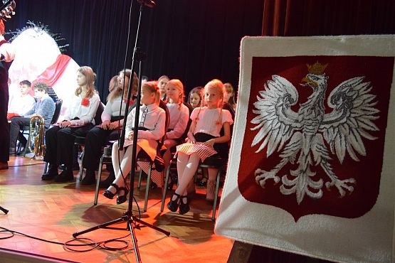 Grafika #32: Wieczornica Patriotyczna (13.11.2022r.) - galeria zdjęciowa