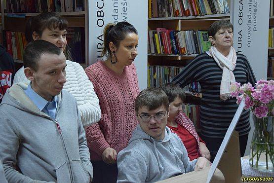 Grafika #4: Przystań Kreatywności - poznajemy działalność Gminnej Biblioteki.