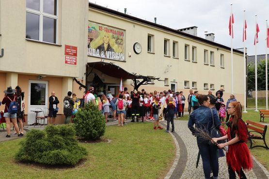 Grafika #2: Parada Czarownic 2019