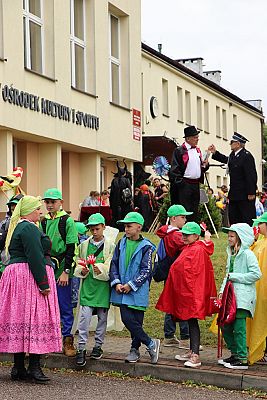 Grafika #8: Parada Czarownic 2019