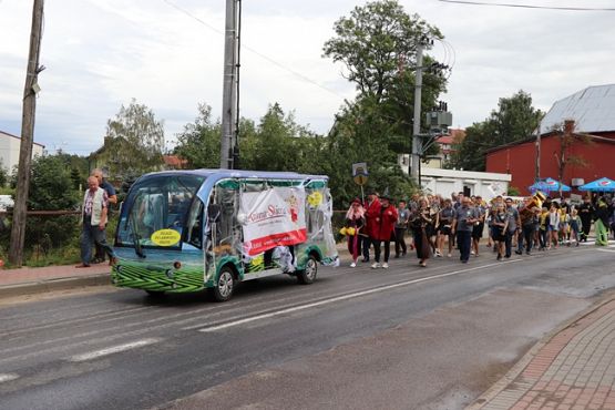 Grafika #44: Parada Czarownic 2019