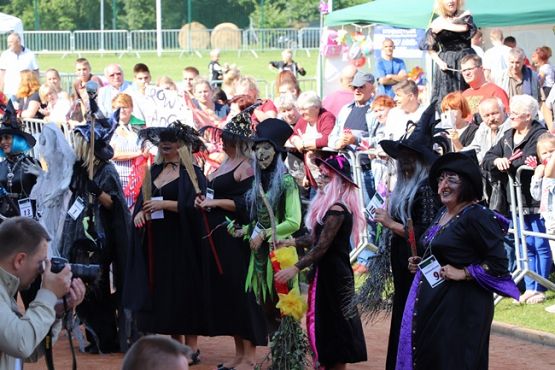 Grafika #132: Parada Czarownic 2019