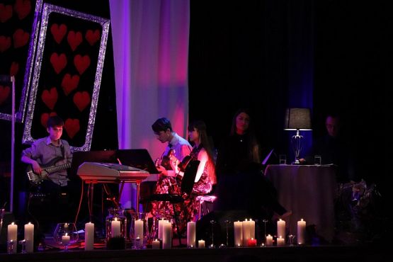 Grafika #26: Recital Z miłością w tle