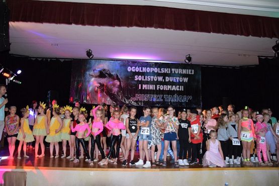 Grafika #215: VI Ogólnopolski Turniej Solistów, Duetów i Mini Formacji MISTRZ TAŃCA
