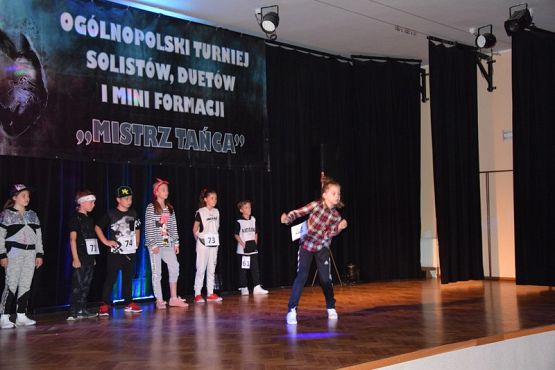Grafika #72: VI Ogólnopolski Turniej Solistów, Duetów i Mini Formacji MISTRZ TAŃCA